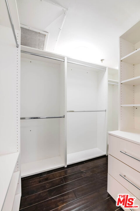 10660 Wilshire Boulevard 701 Property Photo 18
