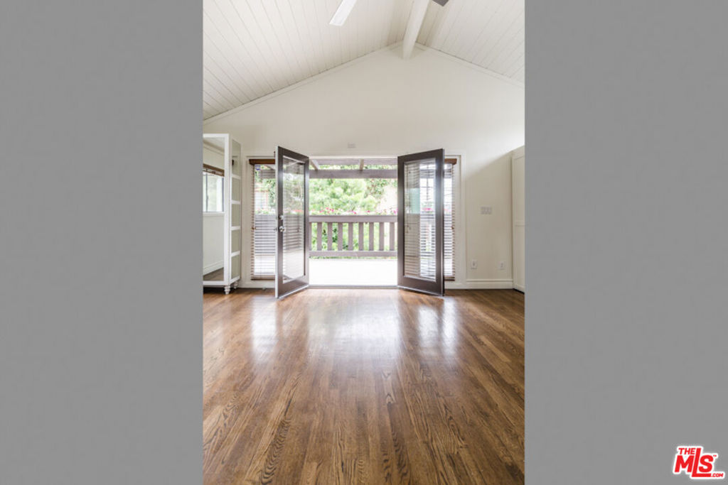 805 Crestmoore Place Property Photo 60