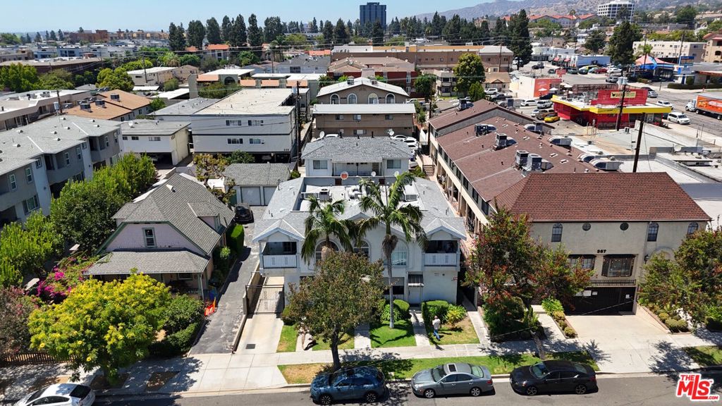 335 -337 E Providencia Avenue Property Photo 20