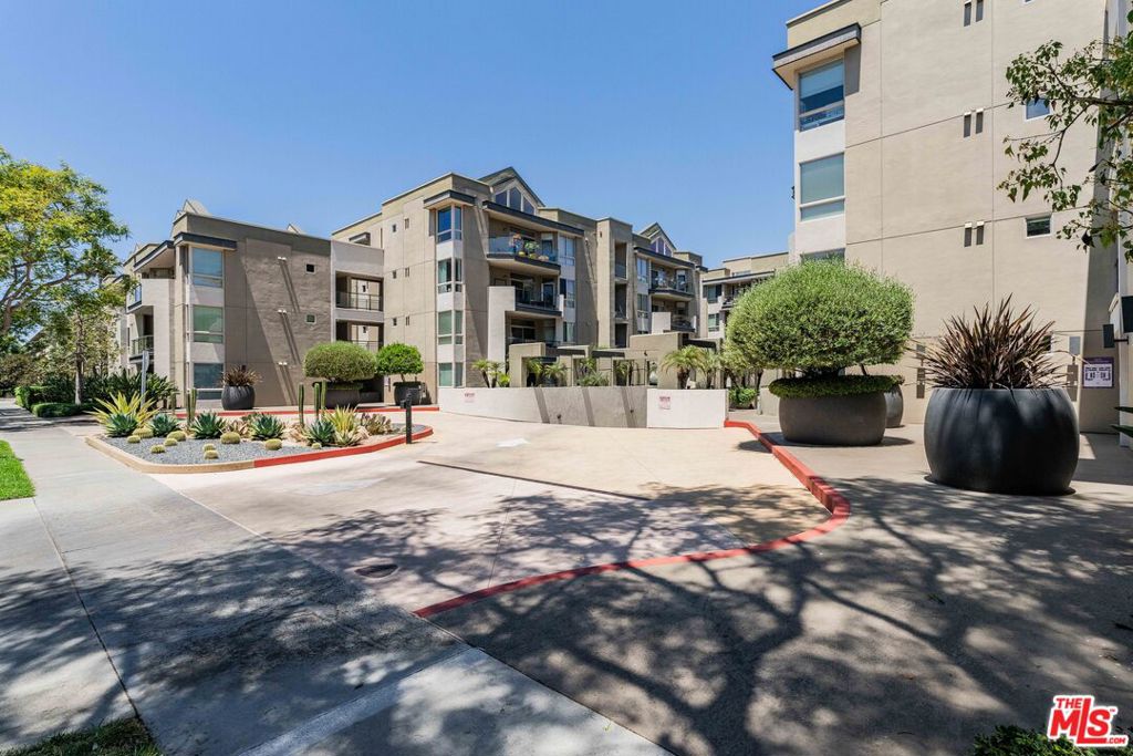 13044 Pacific Promenade 414 Property Photo 26