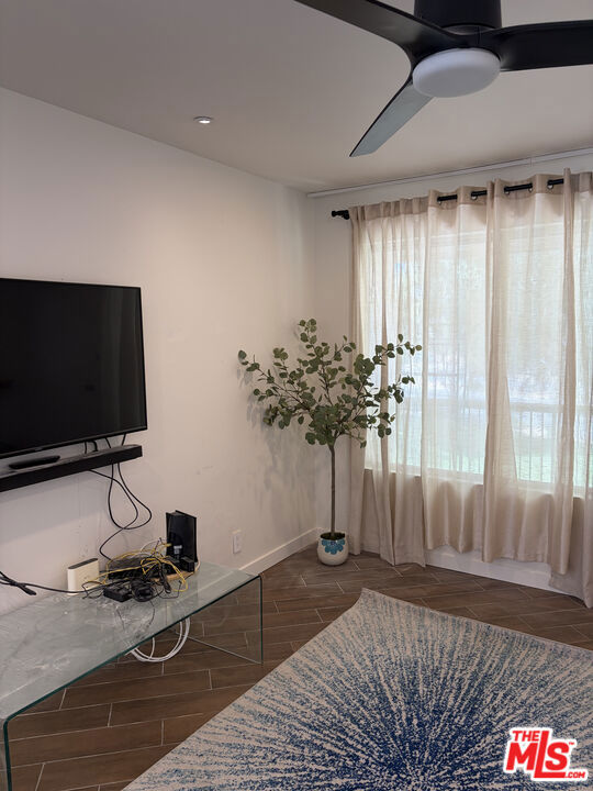 64285 Spyglass Avenue 16 Property Photo 19