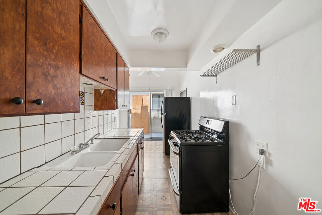 153 S Crescent Drive 3 Property Photo 3
