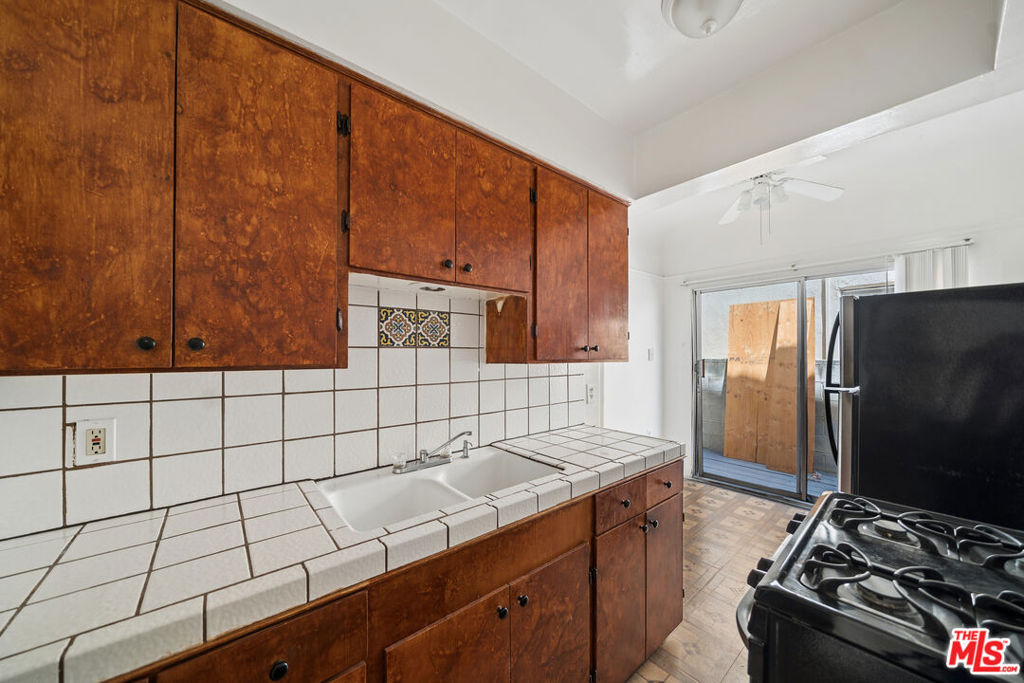 153 S Crescent Drive 3 Property Photo 4