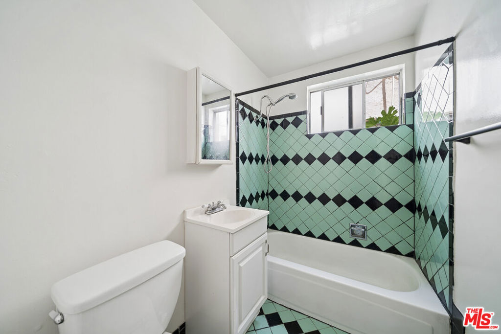 153 S Crescent Drive 3 Property Photo 11