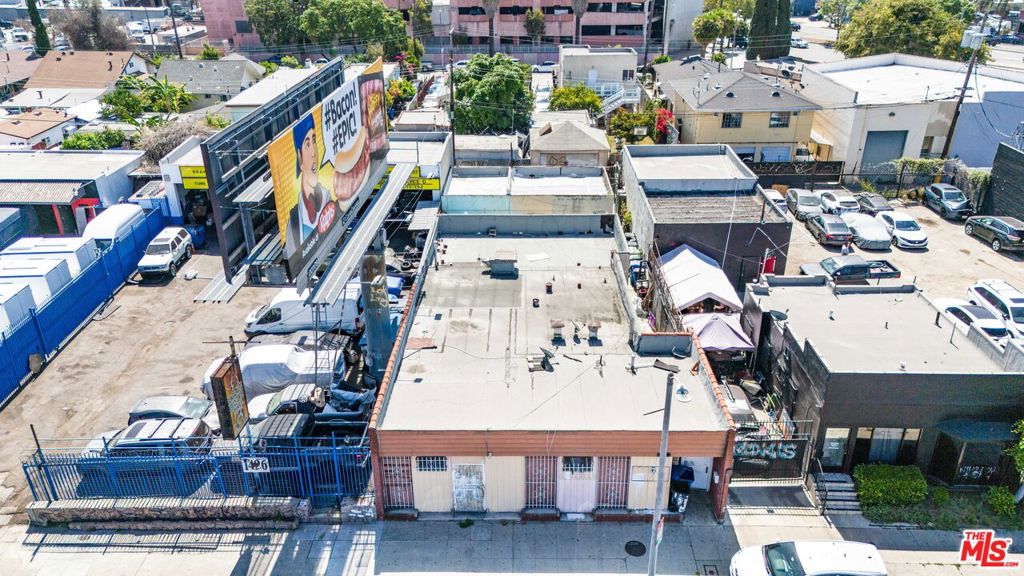 1430 S La Brea Avenue Property Photo 6