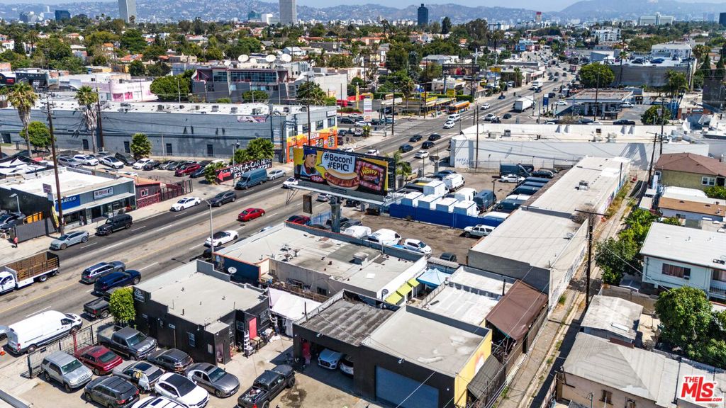 1430 S La Brea Avenue Property Photo 8