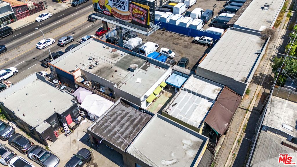 1430 S La Brea Avenue Property Photo 9