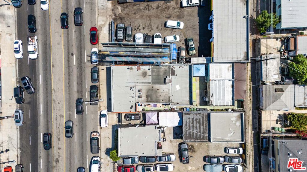 1430 S La Brea Avenue Property Photo 14