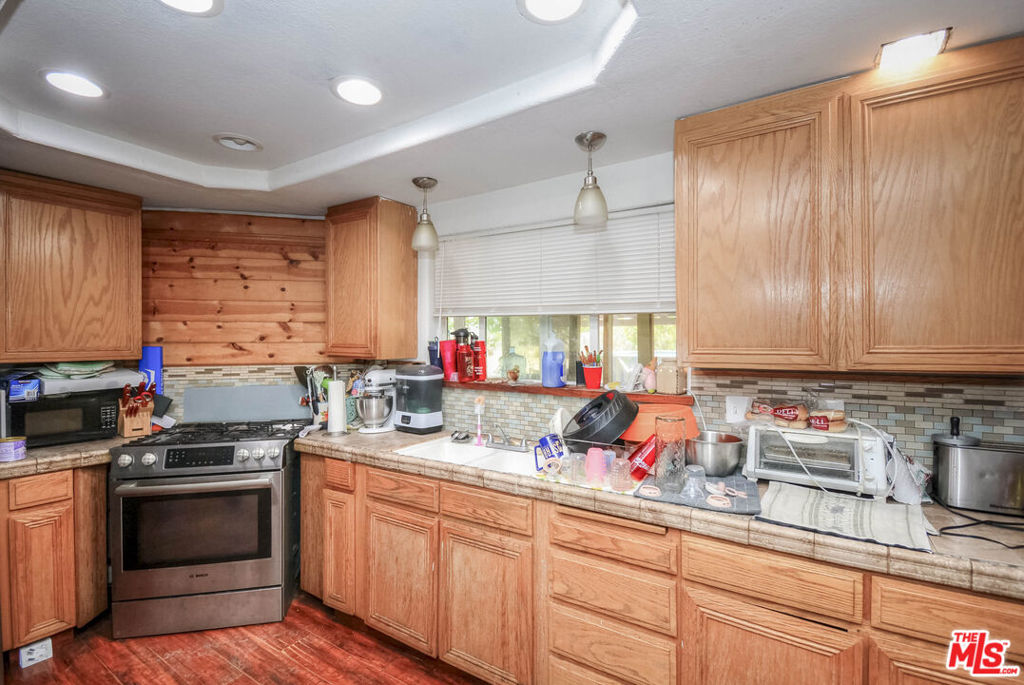 1828 Orum Road Property Photo 8
