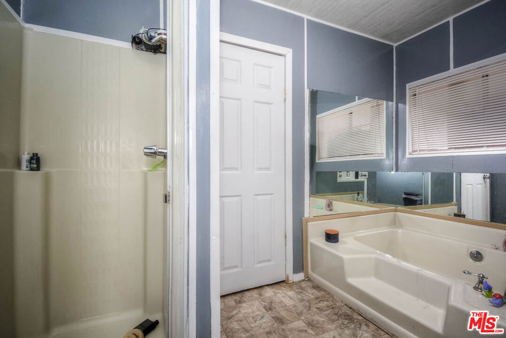 1828 Orum Road Property Photo 22