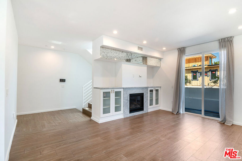 1621 S Bedford Street Property Photo 4