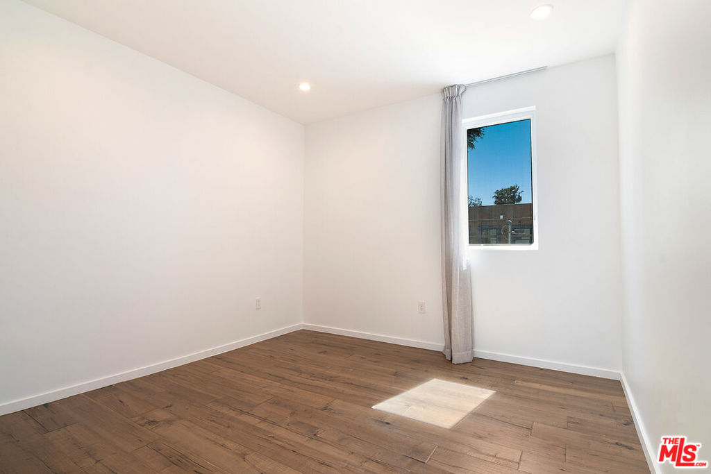 1621 S Bedford Street Property Photo 25