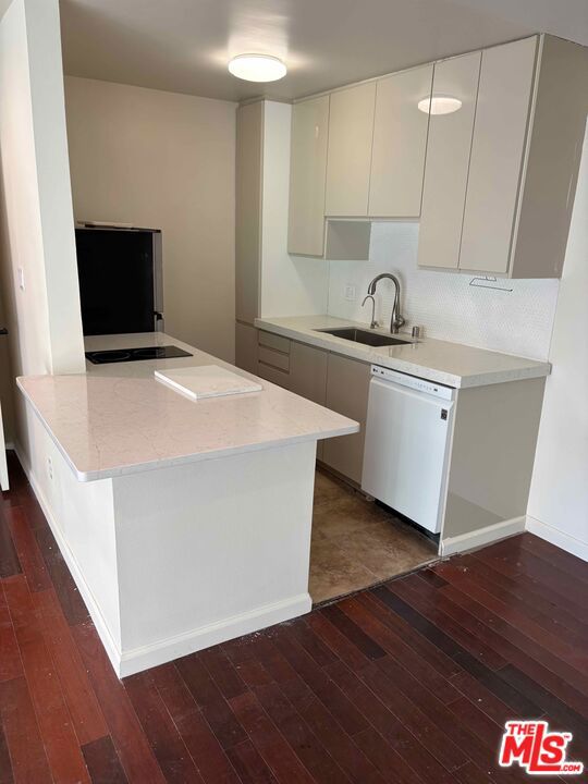 11550 Nebraska Avenue 107 Property Photo 4