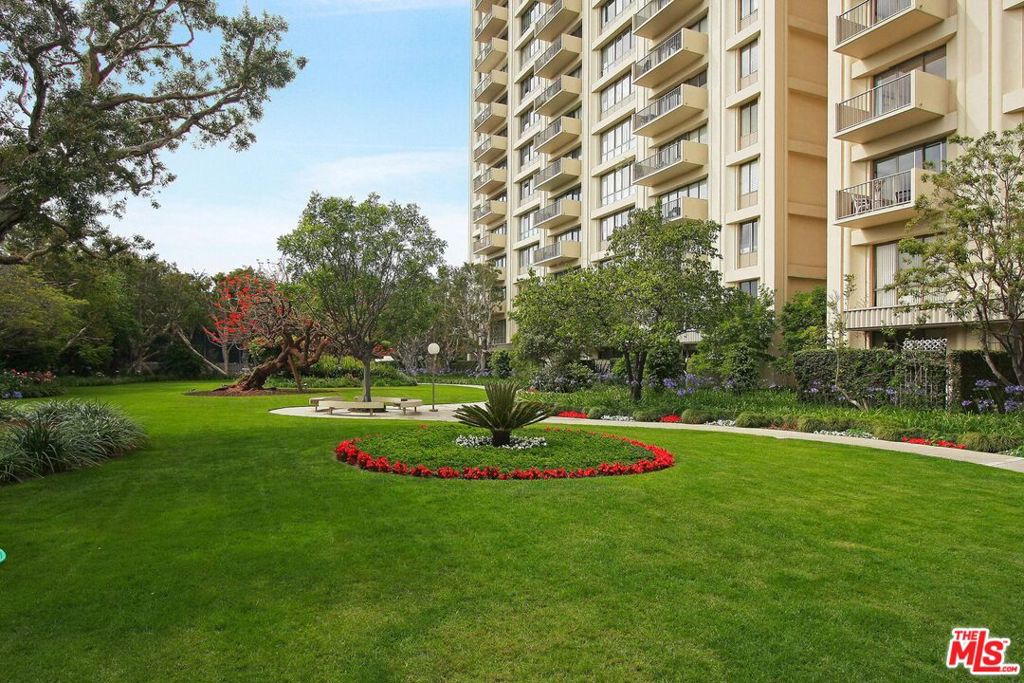 2160 Century Parkway 1201 Property Photo 17