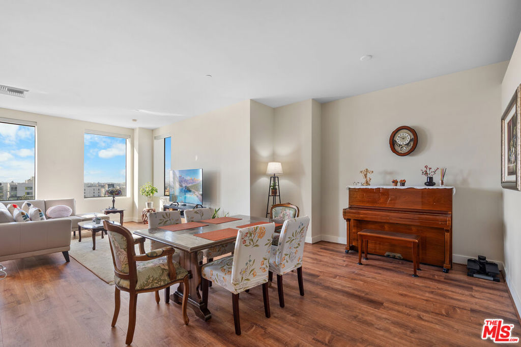 3810 Wilshire Boulevard 712 Property Photo 13