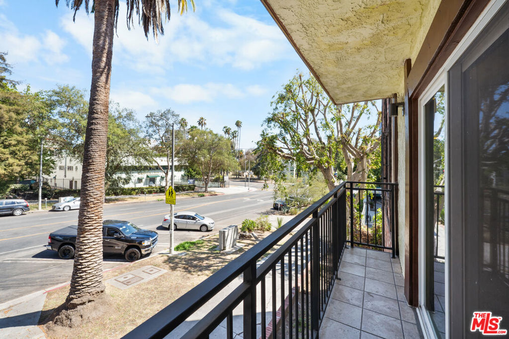 525 La Fayette Park Place 115 Property Photo 15