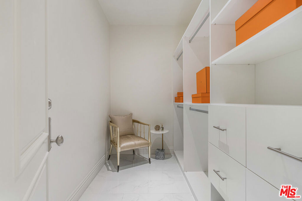 10120 Empyrean Way 102 Property Photo 11