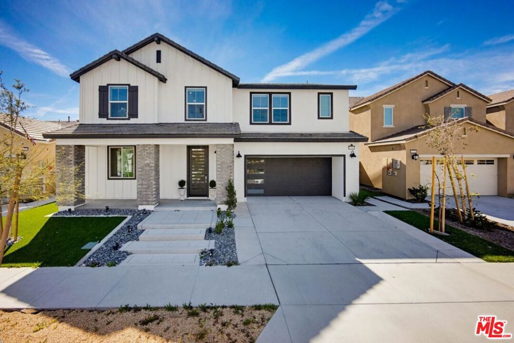 16763 Mistletoe Lane Property Photo 1