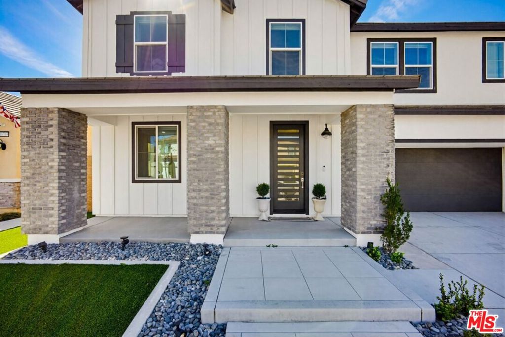 16763 Mistletoe Lane Property Photo 2