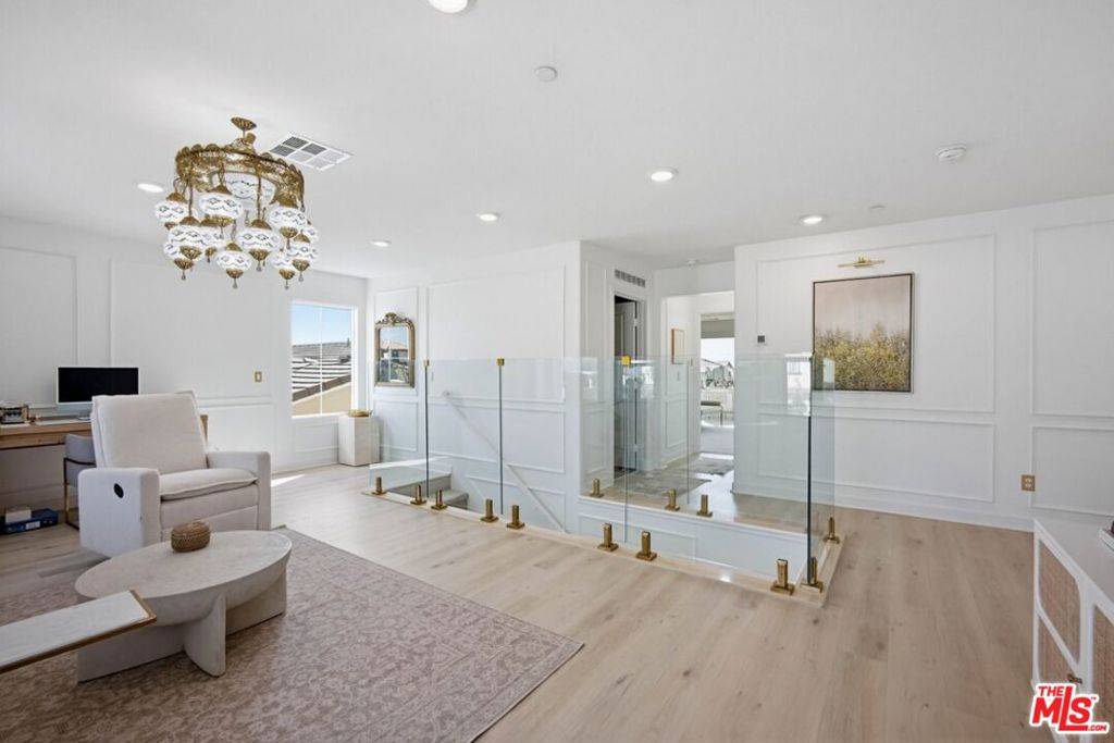 16763 Mistletoe Lane Property Photo 26