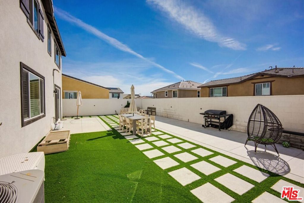 16763 Mistletoe Lane Property Photo 49