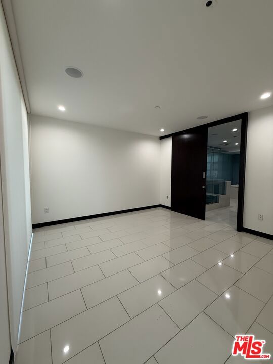 807 Huntley Property Photo 6