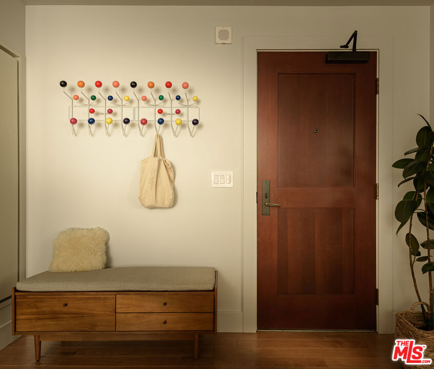 460 S Spring Street 810 Property Photo 5