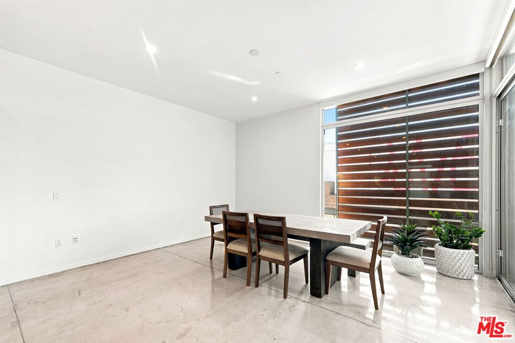 901 Hancock Avenue 201 Property Photo 8