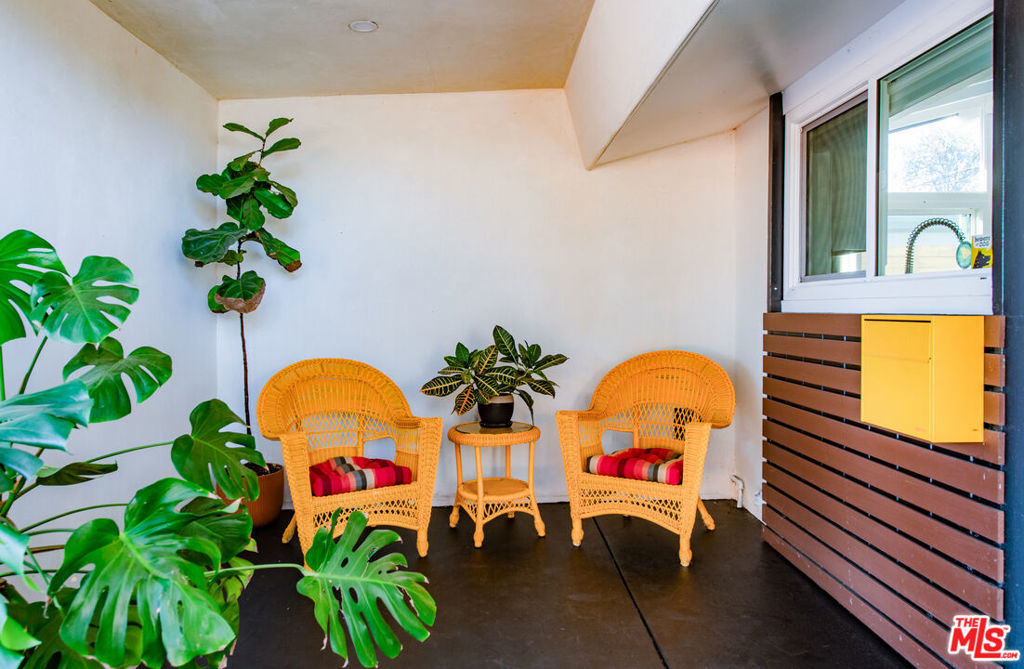 6504 Rhea Avenue Property Photo 4