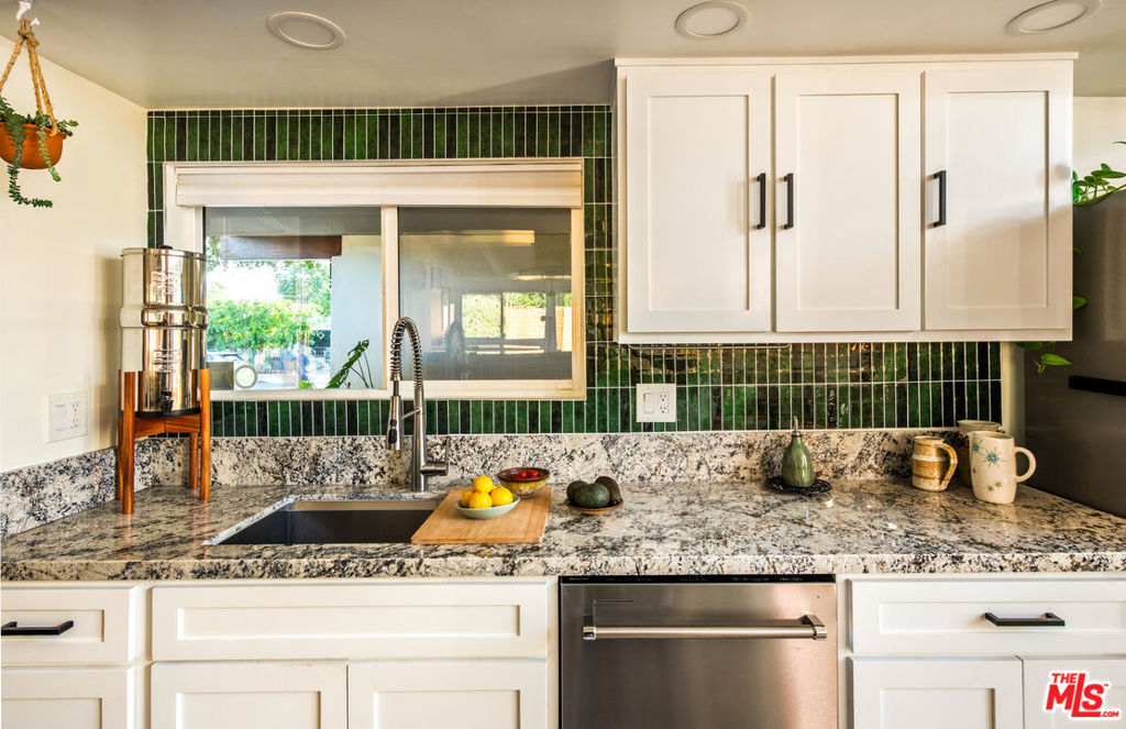 6504 Rhea Avenue Property Photo 21