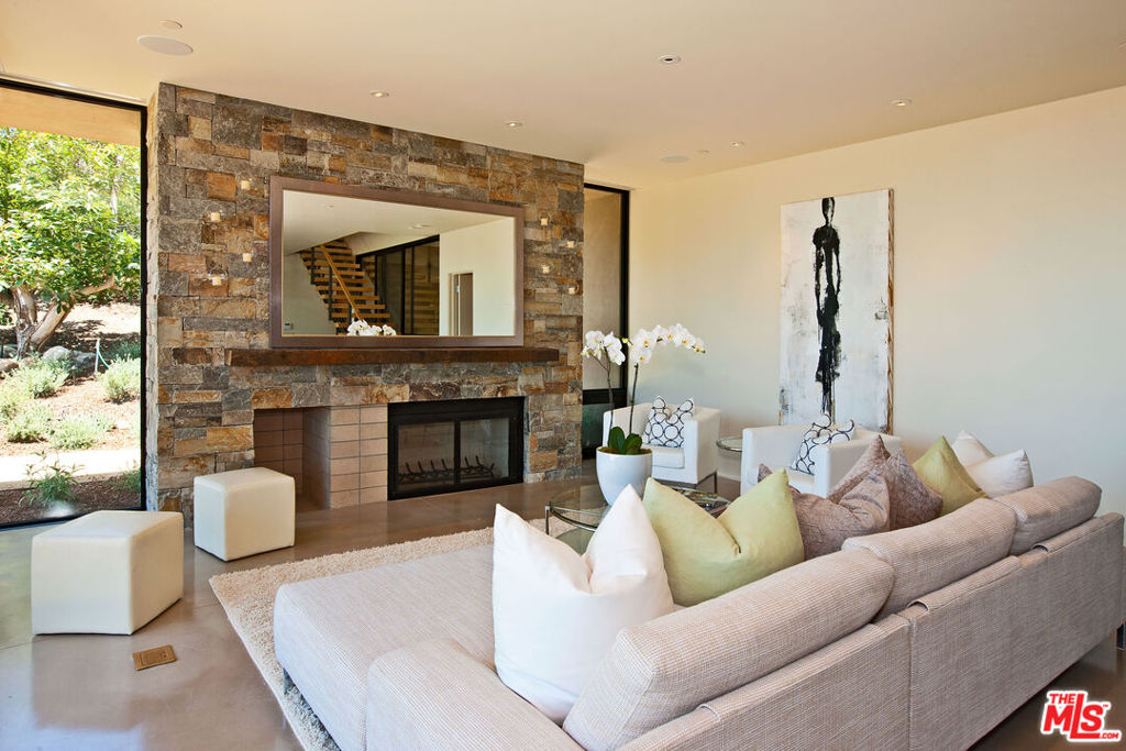 6228 Sycamore Meadows Drive Property Photo 13