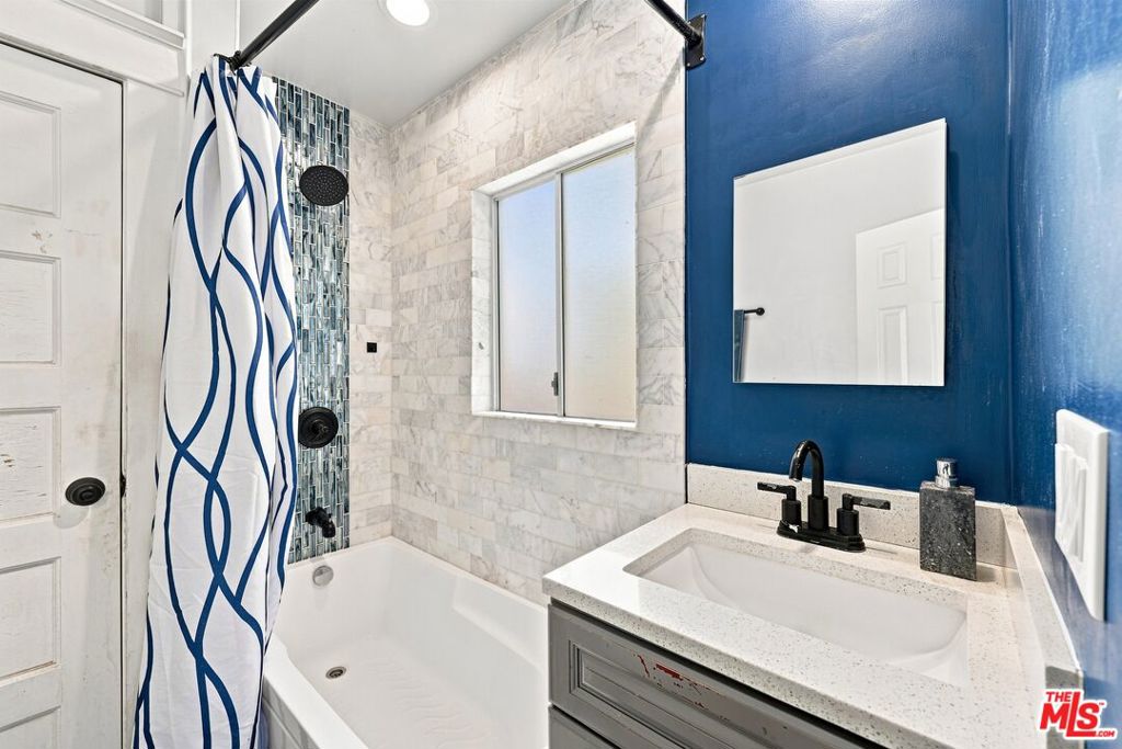 3927 Arlington Avenue Property Photo 15