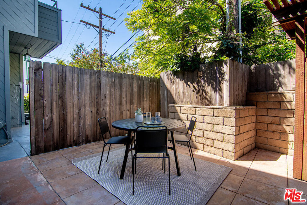 1639 Selby Avenue B Property Photo 38