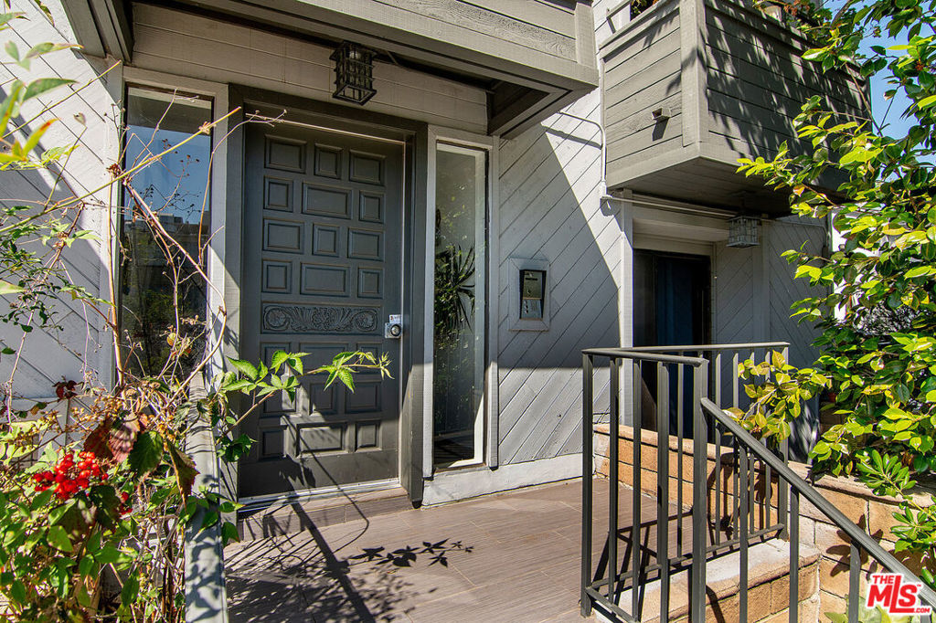 1639 Selby Avenue B Property Photo 41