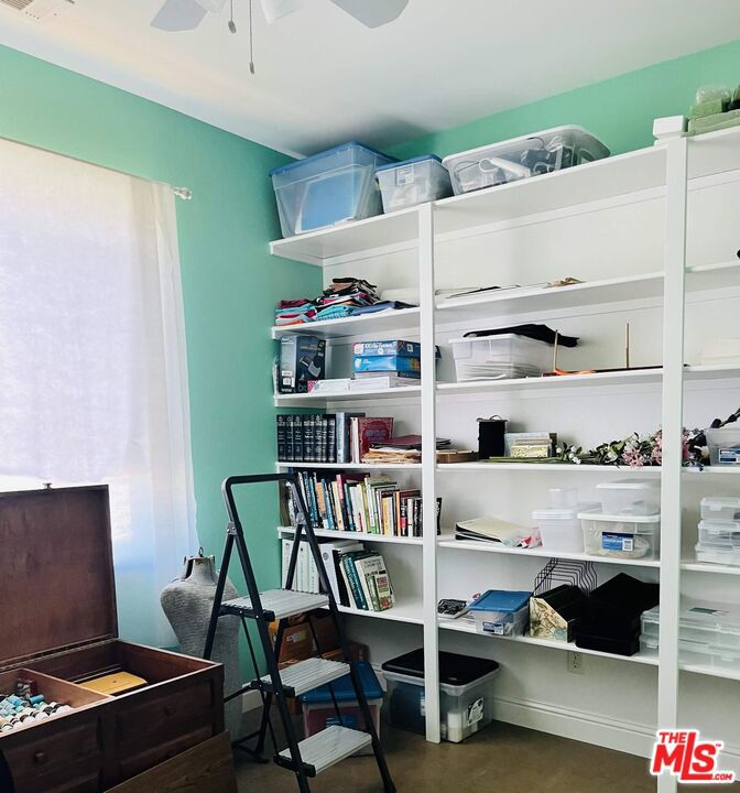 22168 Roe Way Property Photo 6