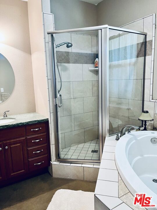 22168 Roe Way Property Photo 13