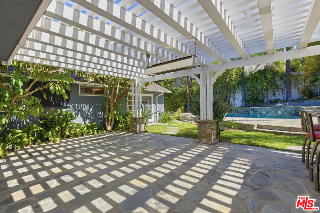 3690 Crownridge Drive Property Photo 45