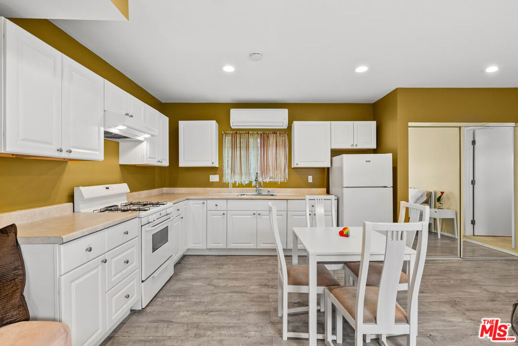 12609 Woodgreen Street A Property Photo 6