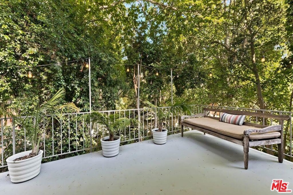 7586 Woodrow Wilson Drive Property Photo 13