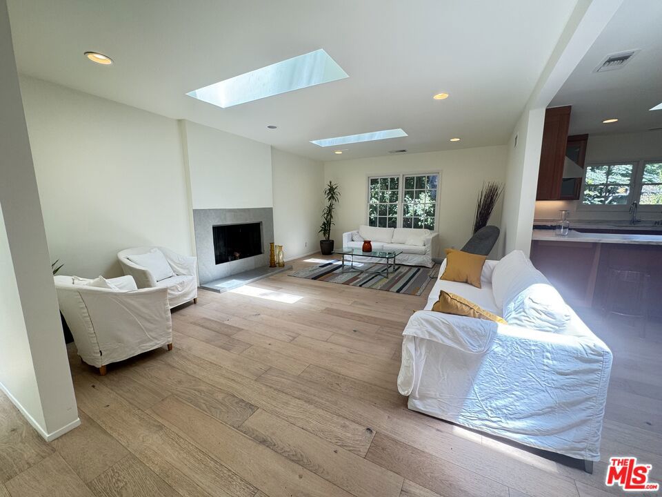 7586 Woodrow Wilson Drive Property Photo 7