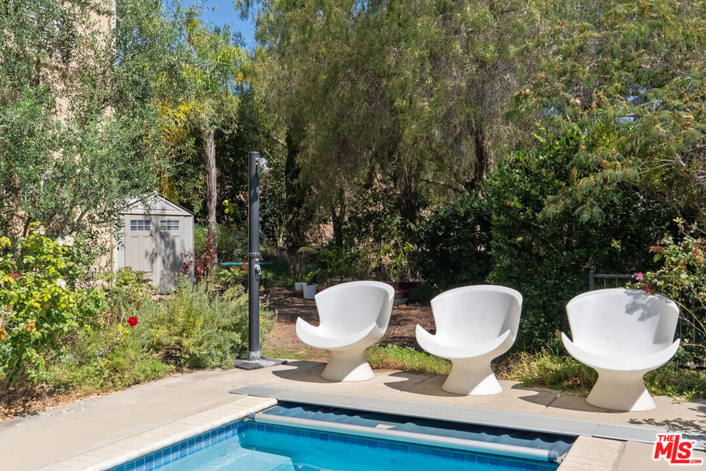 4476 Fallsbrae Road Property Photo 49