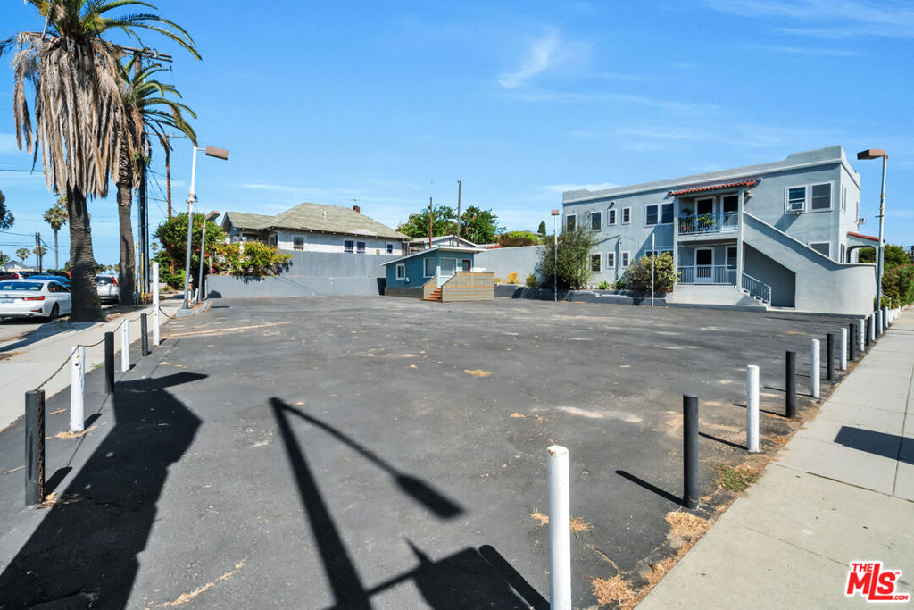 339 S Pacific Coast Highway Property Photo 3