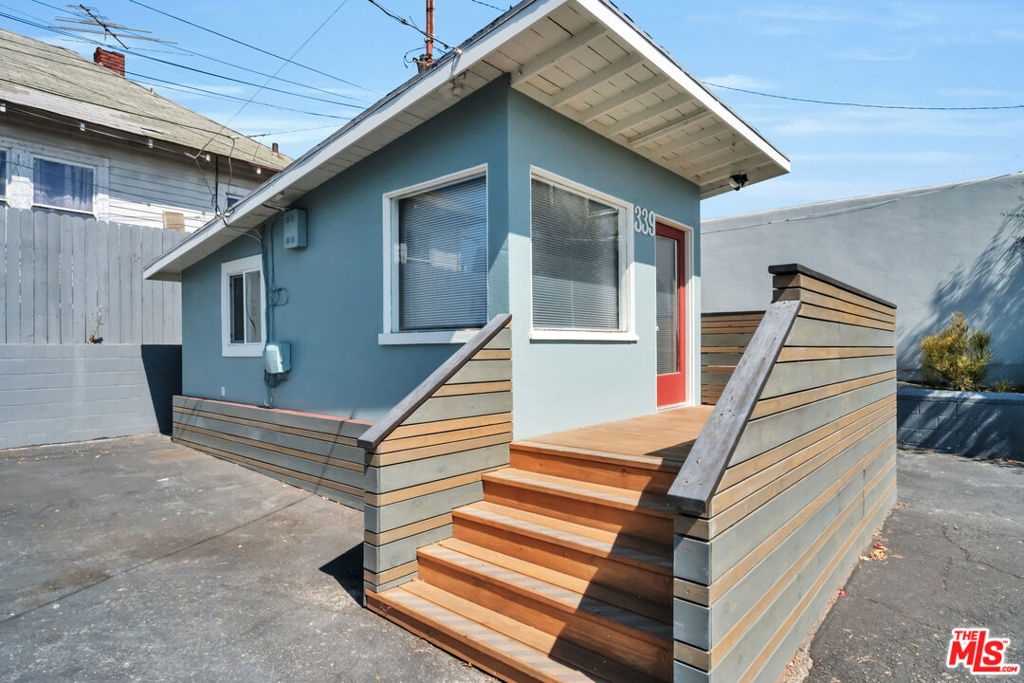 339 S Pacific Coast Highway Property Photo 5