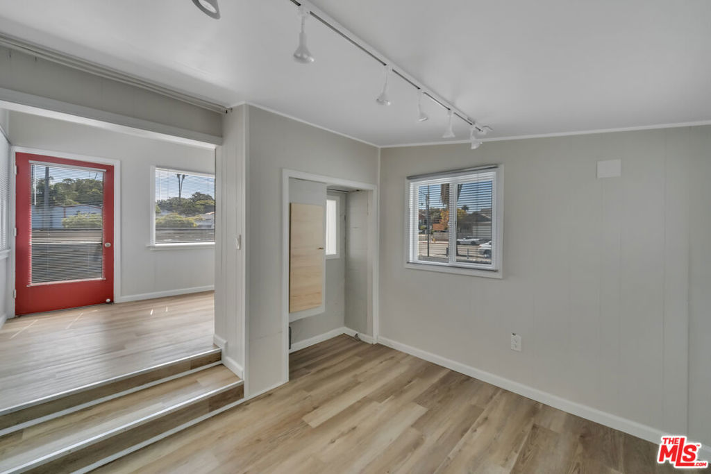 339 S Pacific Coast Highway Property Photo 8
