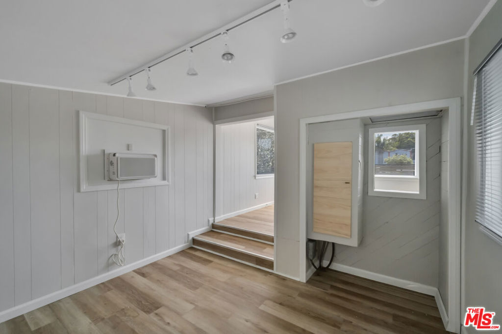 339 S Pacific Coast Highway Property Photo 9