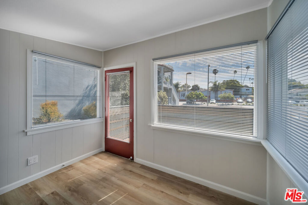 339 S Pacific Coast Highway Property Photo 11