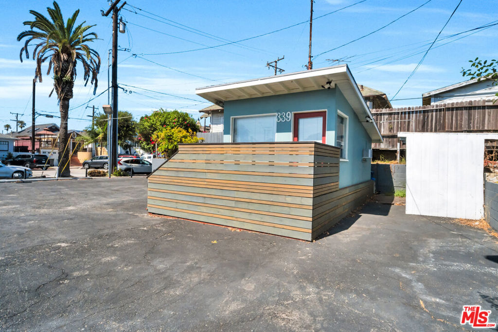 339 S Pacific Coast Highway Property Photo 12