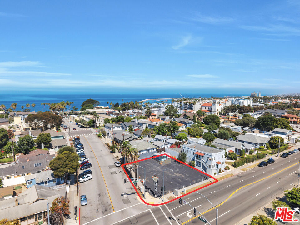 339 S Pacific Coast Highway Property Photo 20