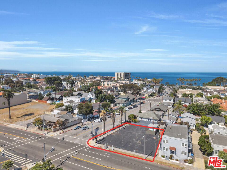 339 S Pacific Coast Highway Property Photo 21