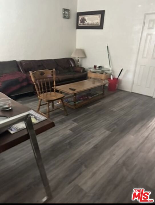 203 Jones Street Property Photo 2